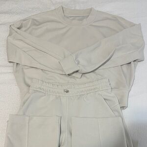 Lululemon Softstreme crewneck and straight leg pants